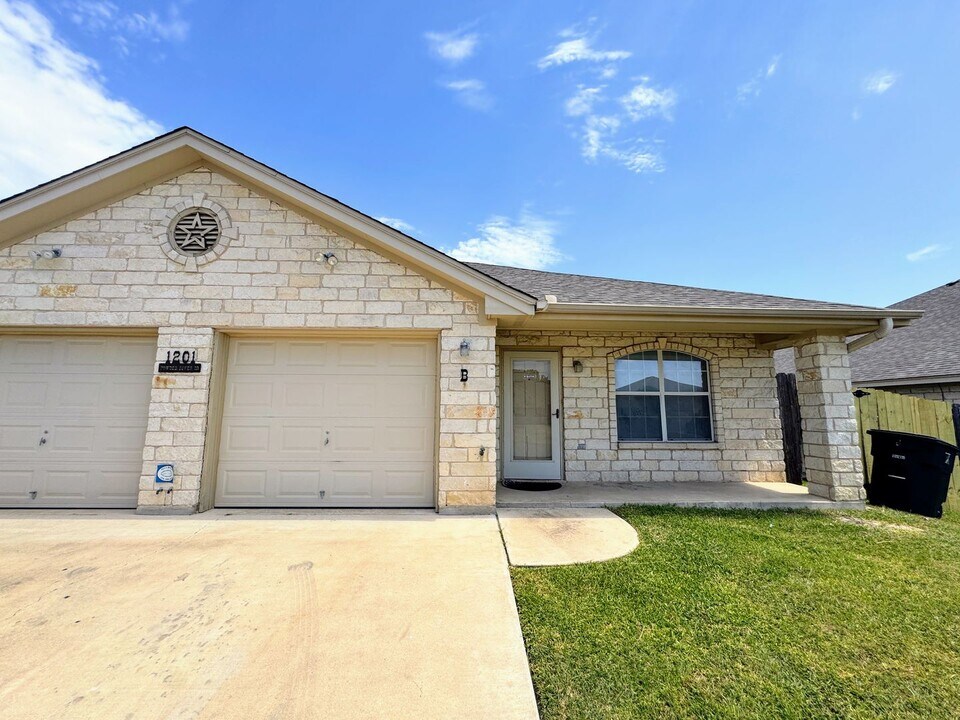 1201 Powder River Dr in Killeen, TX - Building Photo
