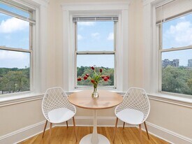 125 Park Dr in Boston, MA - Building Photo