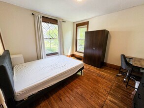 128 Blair St in Ithaca, NY - Building Photo - Building Photo