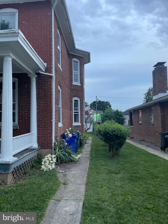 328 West Side Ave in Hagerstown, MD - Building Photo - Building Photo