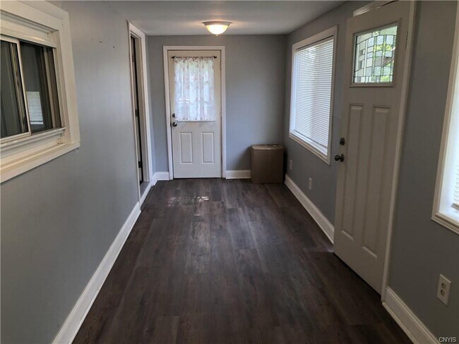502 Wright Ave-Unit -1 in Syracuse, NY - Building Photo - Building Photo