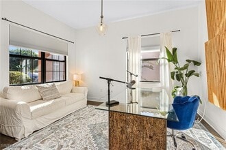 3063 Hudson Ter in Naples, FL - Building Photo - Building Photo