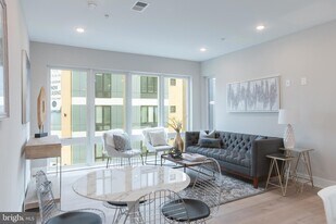 1513 Ridge Ave, Unit 502 in Philadelphia, PA - Building Photo