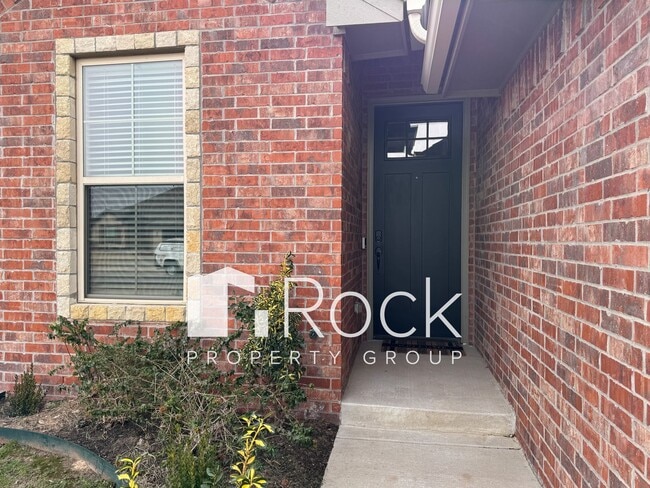 216 SW 148th St in Oklahoma City, OK - Building Photo - Building Photo