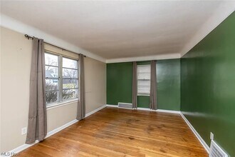 15500 Benhoff Dr in Maple Heights, OH - Building Photo - Building Photo