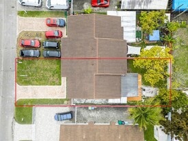 310 SW 76th Ct in Miami, FL - Building Photo