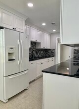 2340 Surrey Ln in Clearwater, FL - Building Photo - Building Photo