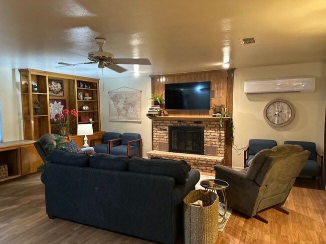 property at 2301 Post Oak Rd