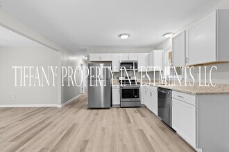 505 Fleetwood Cir in Gastonia, NC - Building Photo - Building Photo