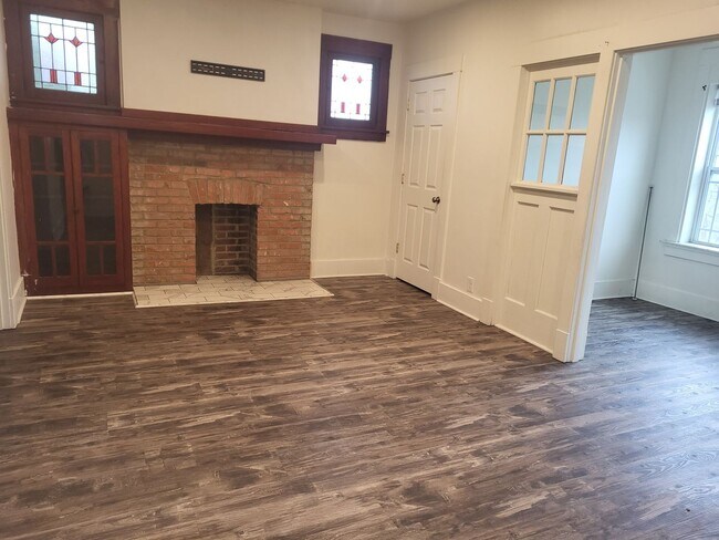 315-315 Birmingham Ave in Pittsburgh, PA - Foto de edificio - Building Photo