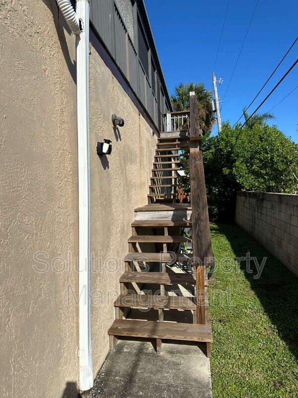 565 Jackson Ave in Satellite Beach, FL - Building Photo - Building Photo