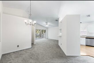 3730 Fieldstone Blvd in Naples, FL - Building Photo - Building Photo