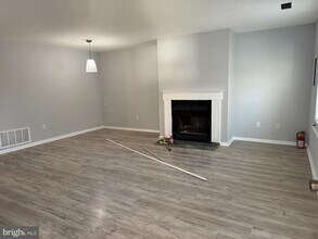 1608 Huntingdon Mews in Clementon, NJ - Building Photo - Building Photo