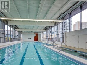 10 Navy Wharf Ct in Toronto, ON - Building Photo - Building Photo