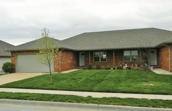 Ben Steele Properties Ozark Houses & Duplexes in Ozark, MO - Foto de edificio - Building Photo