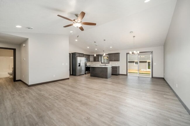 4509 W 35th St N in Sioux Falls, SD - Building Photo - Building Photo