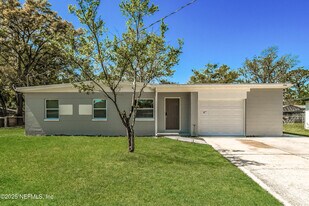 10560 Citrus Ln in Jacksonville, FL - Building Photo