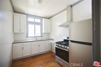 1271 Wilton Pl in Los Angeles, CA - Building Photo - Building Photo