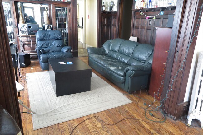 3003 N Maryland Ave in Milwaukee, WI - Building Photo - Building Photo