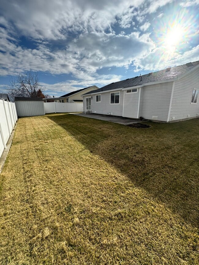 4148 W 5060 S in Roy, UT - Building Photo - Building Photo