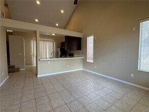 7553 Grassy Bank St in Las Vegas, NV - Building Photo - Building Photo