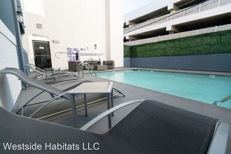 1223 Federal Ave in Los Angeles, CA - Foto de edificio - Building Photo