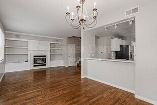 1099 S Walden Way in Aurora, CO - Building Photo