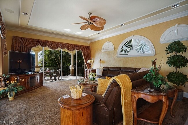 232 Bayshore Dr