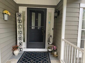 18 E Countryside Dr in Princeton, NJ - Building Photo - Building Photo