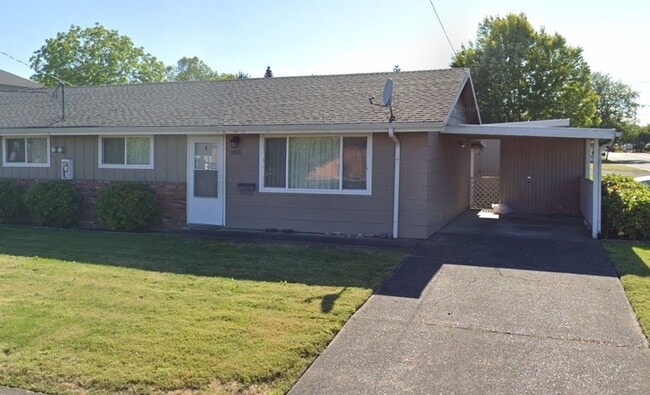 property at 202-204 Ecols St S