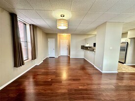 801 6th St N in Texas City, TX - Building Photo