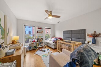 118 Coles St in Jersey City, NJ - Building Photo - Building Photo