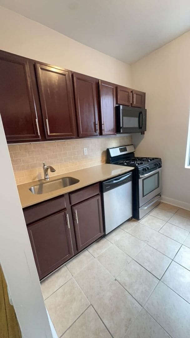 City View Terrace in West New York, NJ - Building Photo - Primary Photo