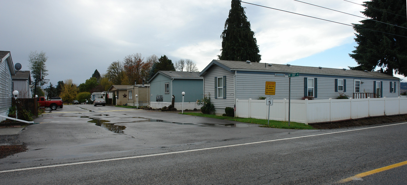 Westview Mobile Estates in Cornelius, OR - Building Photo