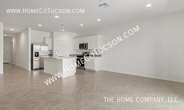 13412 N Laura Ellen Ln in Marana, AZ - Building Photo - Building Photo