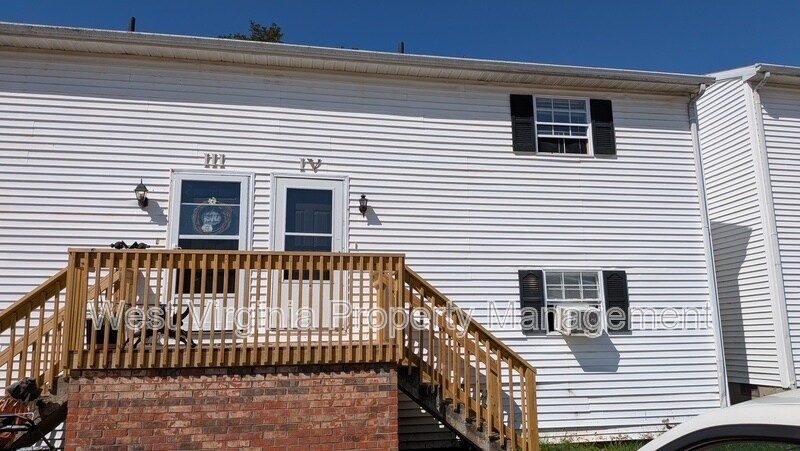 4 Lair of II in Parkersburg, WV - Building Photo