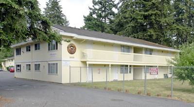 True Lane I. Apartments in Lakewood, WA - Building Photo - Building Photo