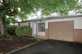 3105 NE Whitman Ave in Vancouver, WA - Foto de edificio - Building Photo