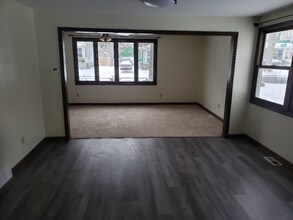 1333 Pierce Ave-Unit -1 in North Tonawanda, NY - Building Photo - Building Photo