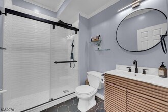 81 Jefferson St in Hoboken, NJ - Building Photo - Building Photo