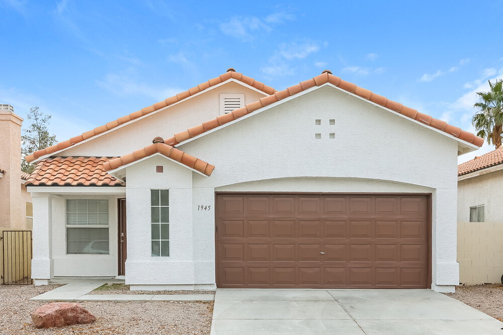 1945 Curio Dr in North Las Vegas, NV - Building Photo