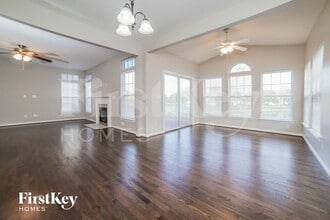 604 Indian Lake Dr in Maineville, OH - Building Photo - Building Photo