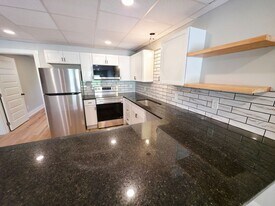3915 Mt Troy Rd in Pittsburgh, PA - Building Photo