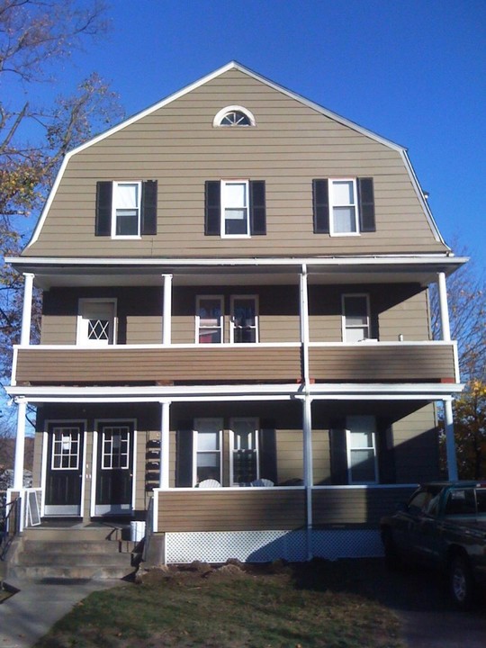 16 Benefit St in Worcester, MA - Foto de edificio