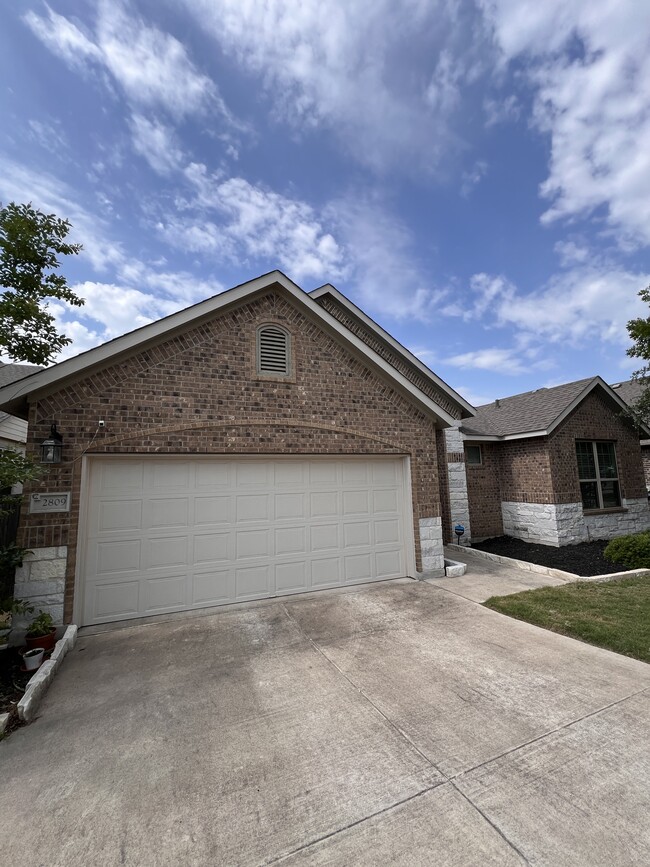 property at 2809 Rabbit Creek Dr