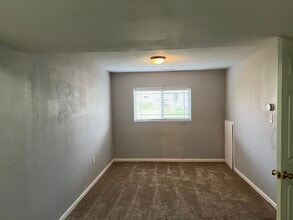 6960 N 89th St in Omaha, NE - Building Photo - Building Photo