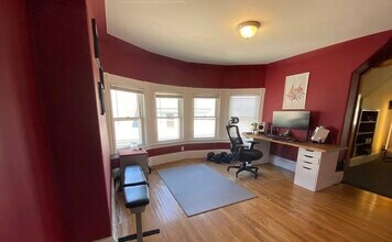 543 Broadway, Unit #1 in Somerville, MA - Foto de edificio - Building Photo