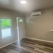 716 Tall Oaks Dr, Unit APT 214 in St. Clair, MO - Building Photo - Building Photo