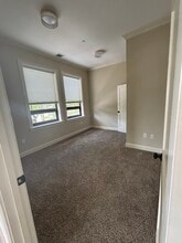 25 N Washington St, Unit A in North Attleboro, MA - Foto de edificio - Building Photo