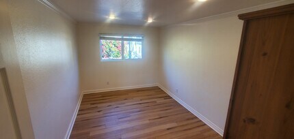 152 Redfield Ave in Thousand Oaks, CA - Building Photo - Building Photo